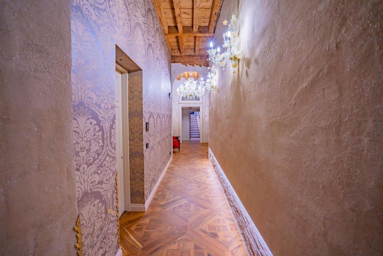 Corte Rubbi 10 Luxury Three-Bedroom Apartment -Dimora Italia - Venetië Buitenkant foto